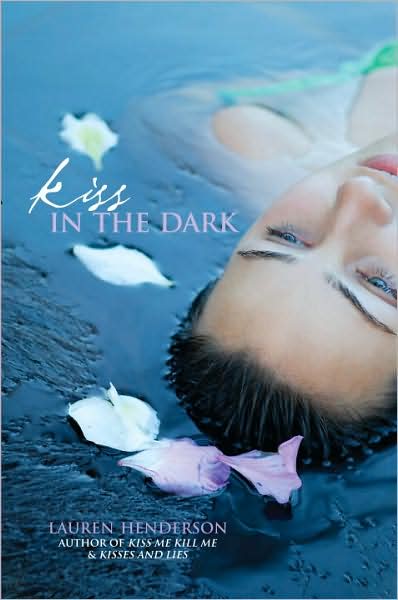 2010-05-05-kiss-in-the-dark-by-lauren-henderson