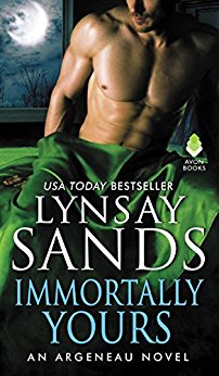 2017-10-09-weekly-book-giveaway-immortally-yours-by-lynsay-sands